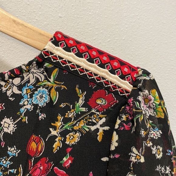 Ranna Gill for Anthropologie black floral v neck Artemisia dress - Picture 9 of 13